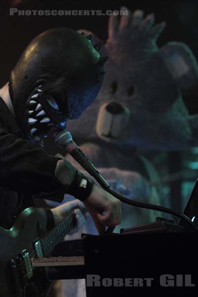 JANSKI BEEEATS - 2011-12-13 - PARIS - La Fleche d'Or - 